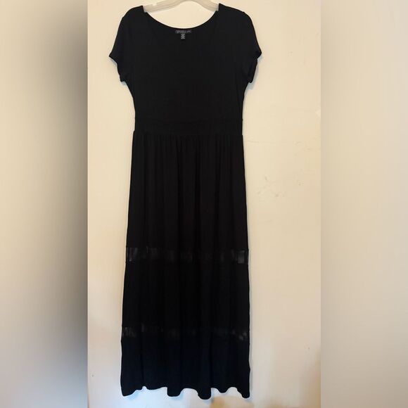 Elegant Black Maxi Dress - Picture 1 of 2